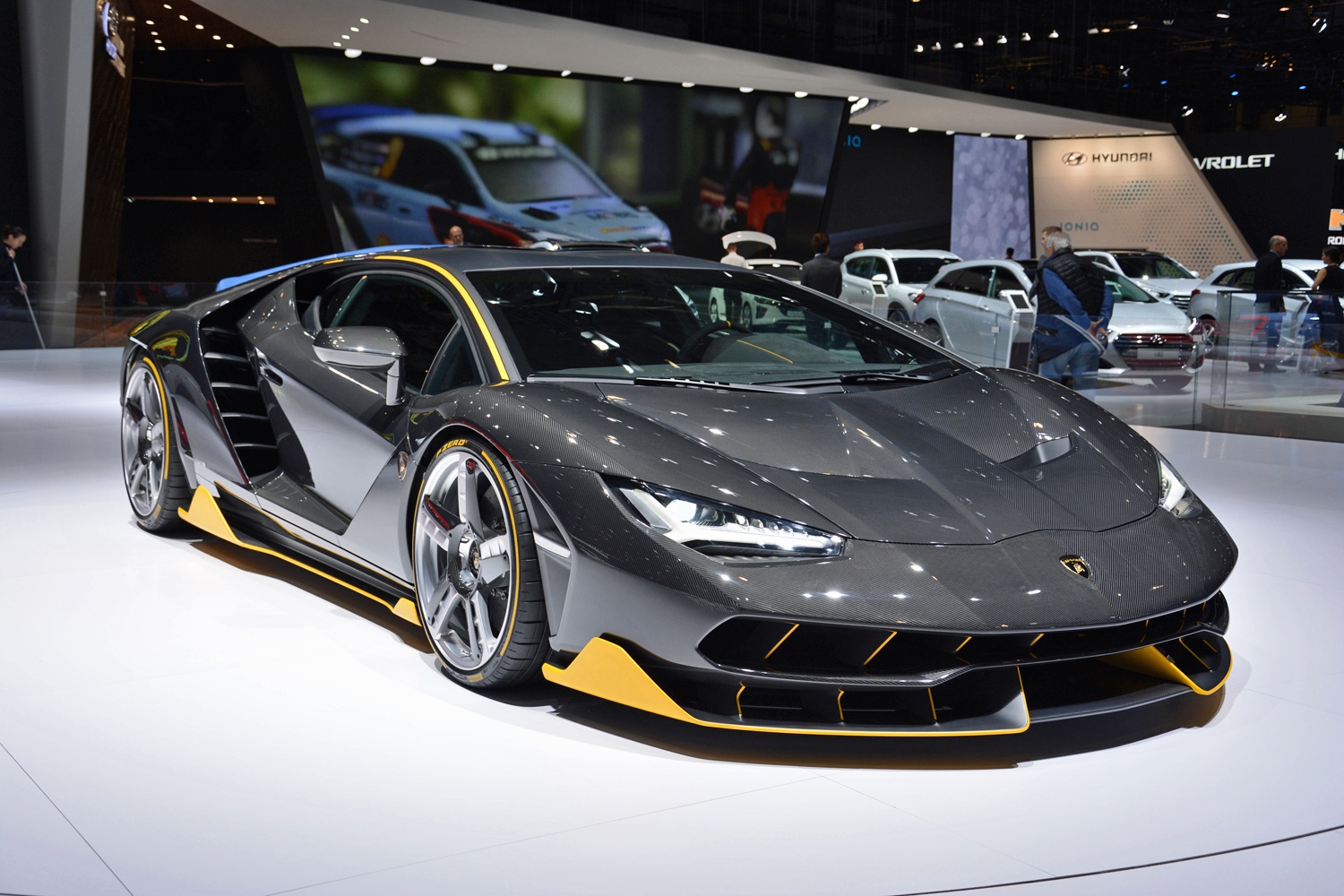 Концепт стильного Lamborghini Ankonian